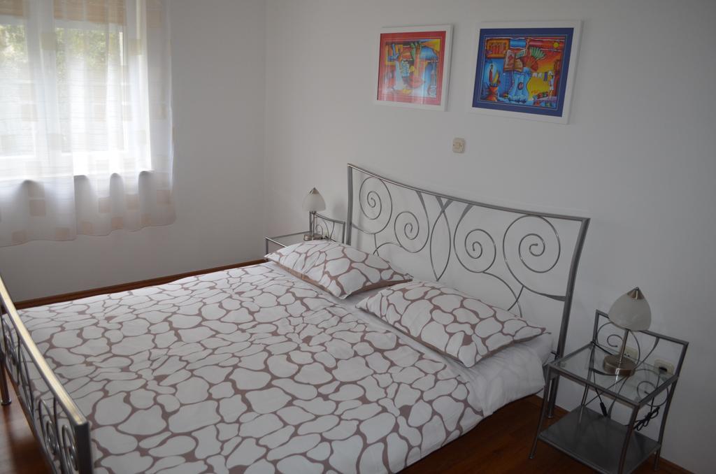 سبليت Blue Tree Rooms الغرفة الصورة